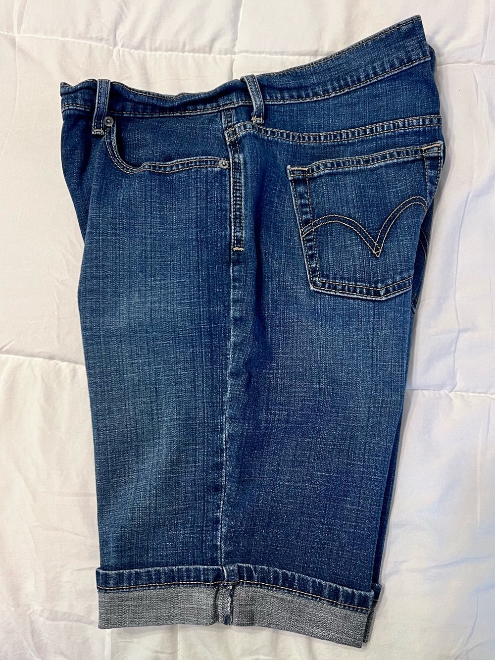 Levi's dark blue denim shorts with red stitch detail - Picture 10 of 10